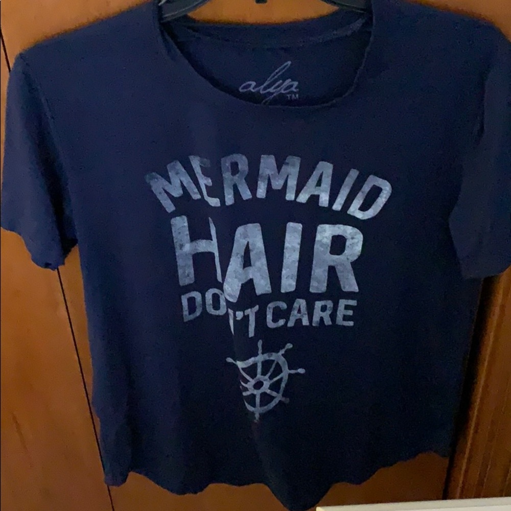 Mermaid hair don’t care top
